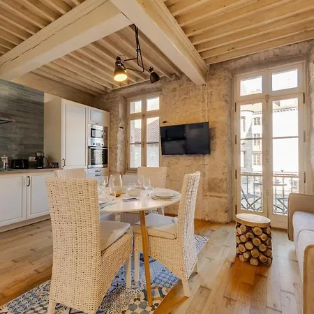 Le Balcon Perriere Ii - Charming With Direct View Of The Thiou *